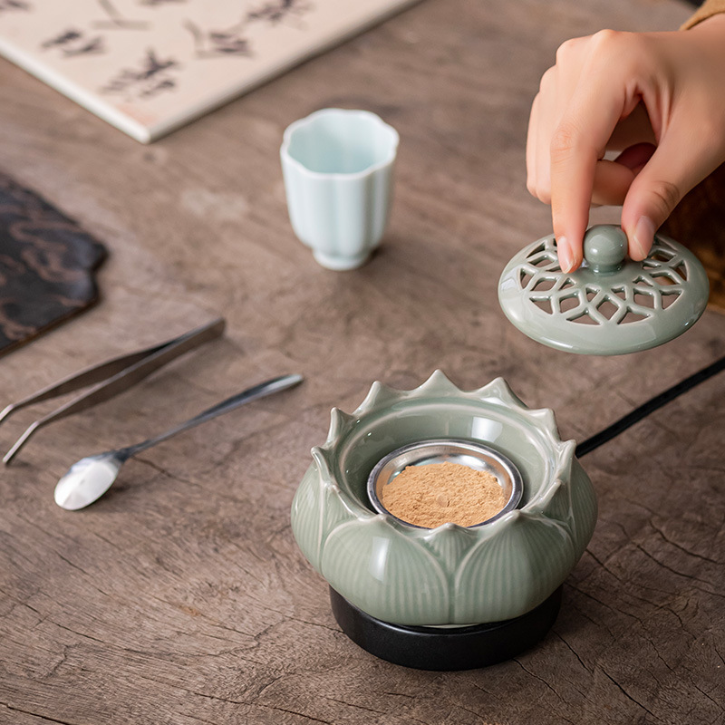 セラミック電子香炉温度調節可能な家庭用白檀エッセンシャルオイ - Ceramic Oil Burner のレビューと価格
