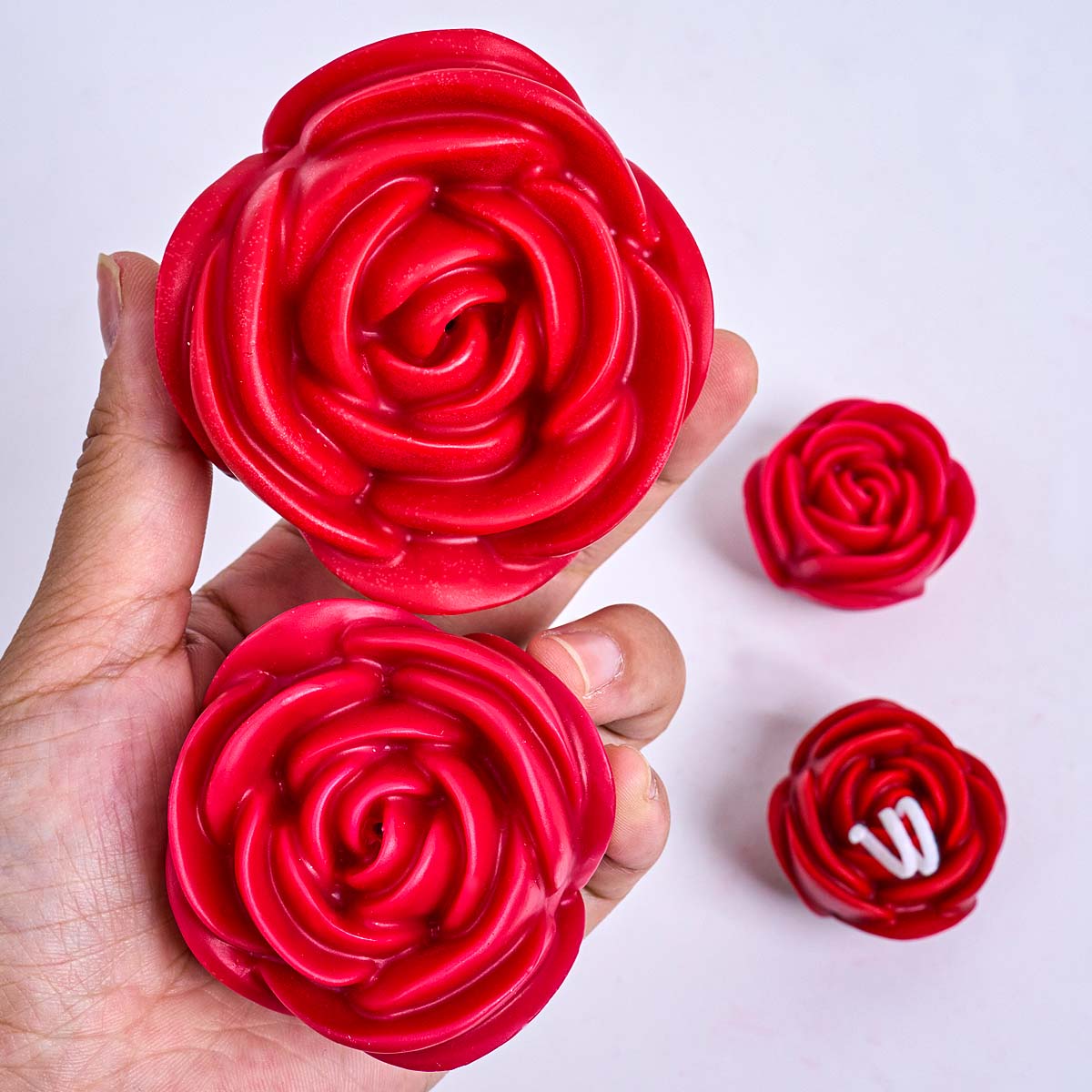 3D 花の形のシリコーンキャンドルモールド DIY ロマンチ - Home Fragrance Rose のレビューと価格